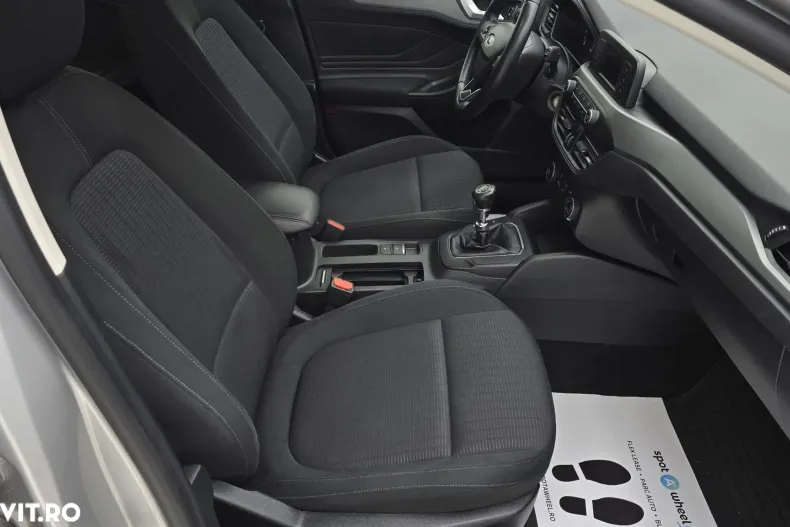 Ford Focus din 2019 cu 99.603 km - oferta FOR160269 - foto 19