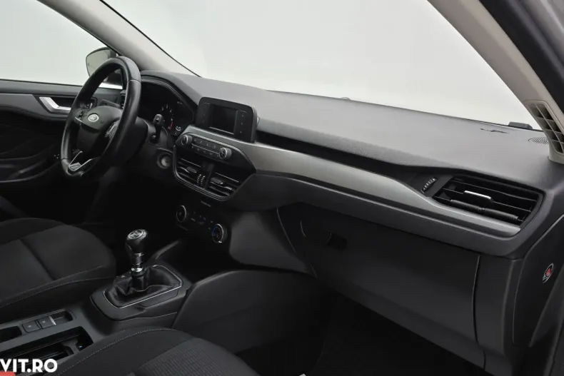 Ford Focus din 2019 cu 99.603 km - oferta FOR160269 - foto 20