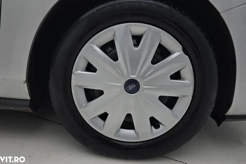 Ford Focus din 2019 cu 99.603 km - oferta FOR160269 - foto 22