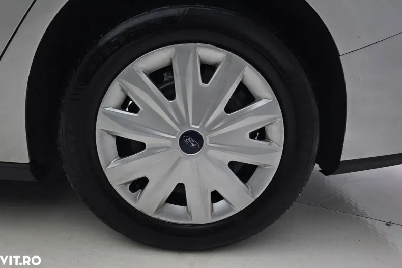 Ford Focus din 2019 cu 99.603 km - oferta FOR160269 - foto 23