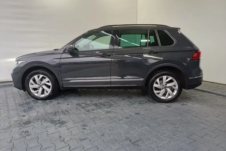 Volkswagen Tiguan din 2023 cu 85.213 km - oferta VOL160270 - foto 2