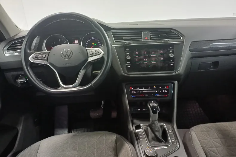 Volkswagen Tiguan din 2023 cu 85.213 km - oferta VOL160270 - foto 8