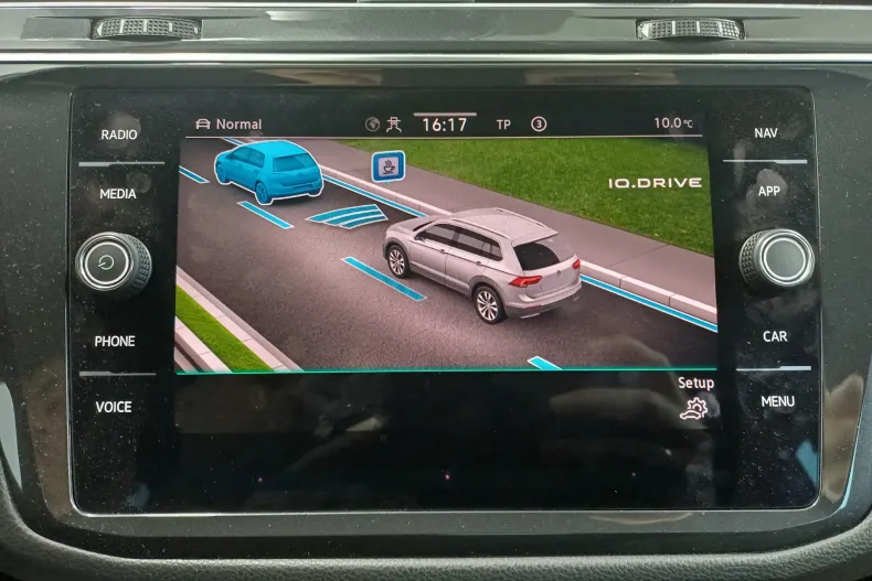 Volkswagen Tiguan din 2023 cu 85.213 km - oferta VOL160270 - foto 25