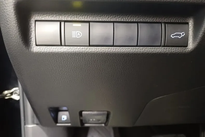 Toyota RAV4 din 2021 cu 70.963 km - oferta TOY160271 - foto 11