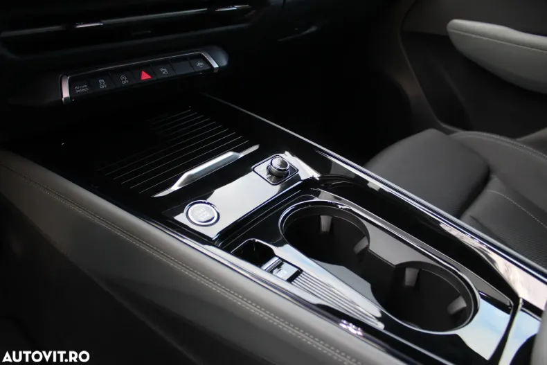 Audi Q3 din 2025 cu 976 km - oferta AUD160273 - foto 23