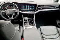 Volkswagen Touareg din 2021 cu 86.715 km - oferta VOL160277 - foto 13