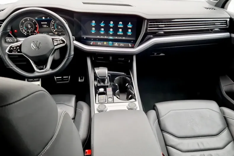 Volkswagen Touareg din 2021 cu 86.715 km - oferta VOL160277 - foto 13
