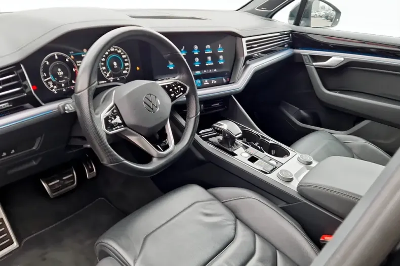 Volkswagen Touareg din 2021 cu 86.715 km - oferta VOL160277 - foto 17