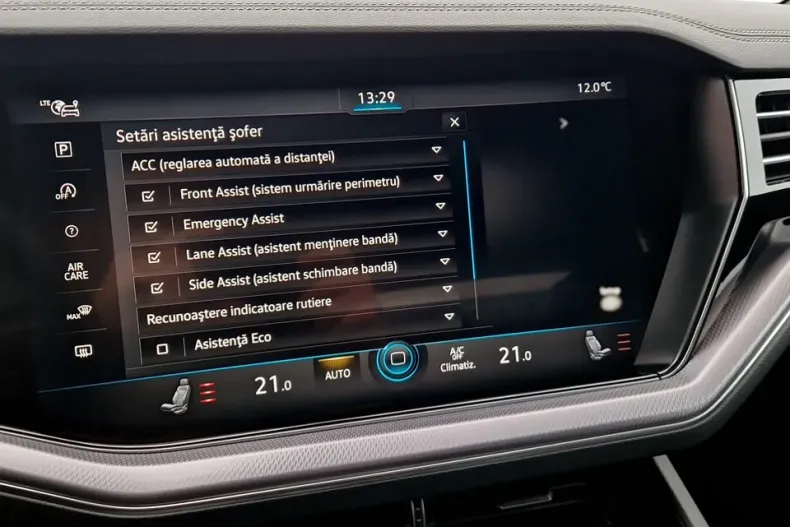 Volkswagen Touareg din 2021 cu 86.715 km - oferta VOL160277 - foto 23