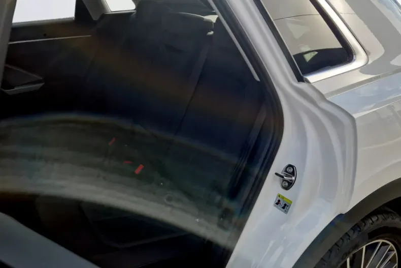 Audi Q3 din 2021 cu 81.960 km - oferta AUD160278 - foto 15