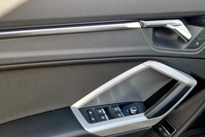 Audi Q3 din 2021 cu 81.960 km - oferta AUD160278 - foto 16