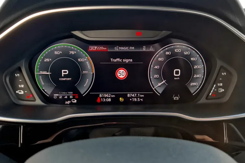 Audi Q3 din 2021 cu 81.960 km - oferta AUD160278 - foto 20