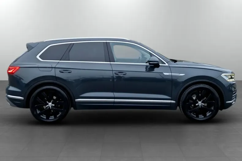 Volkswagen Touareg din 2019 cu 77.304 km - oferta VOL160279 - foto 6