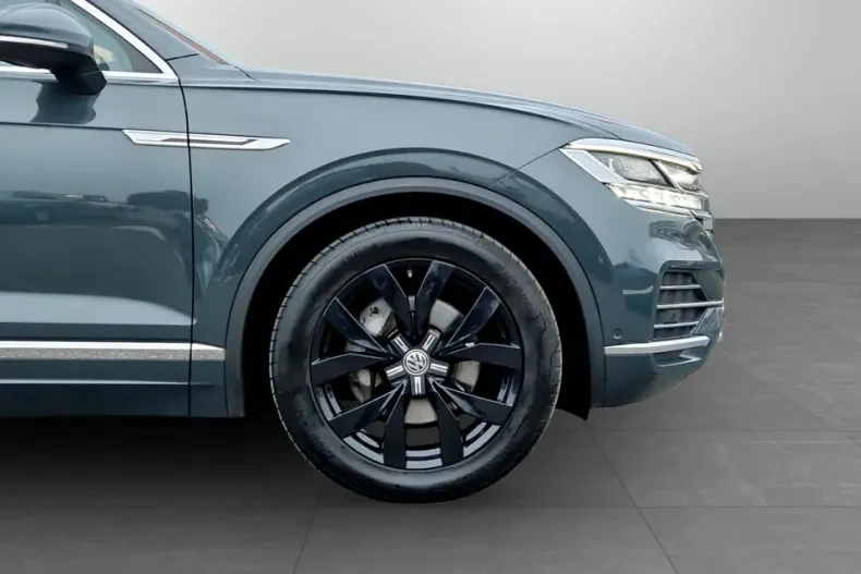 Volkswagen Touareg din 2019 cu 77.304 km - oferta VOL160279 - foto 11