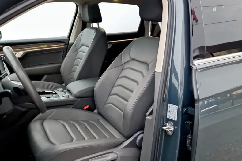 Volkswagen Touareg din 2019 cu 77.304 km - oferta VOL160279 - foto 12