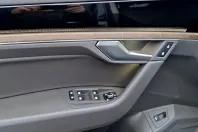 Volkswagen Touareg din 2019 cu 77.304 km - oferta VOL160279 - foto 17