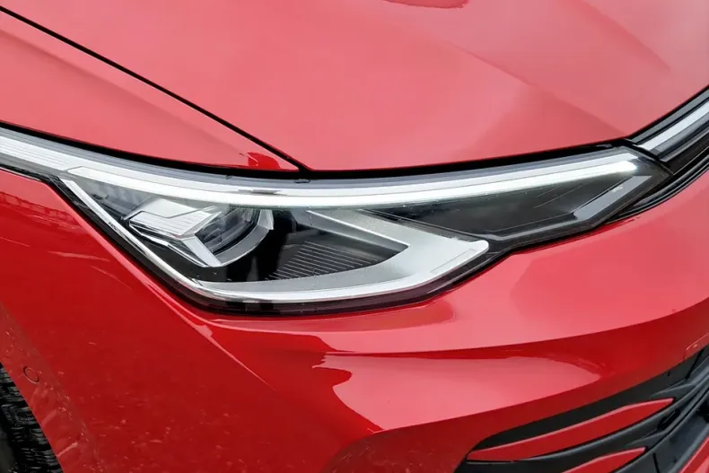 Volkswagen Golf din 2025 cu 8.367 km - oferta VOL160281 - foto 9