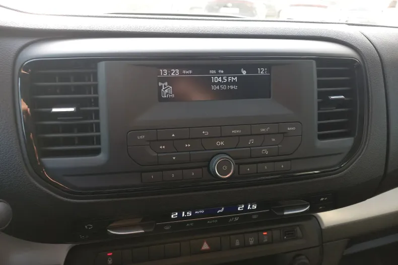 Toyota Proace din 2023 cu 14.500 km - oferta TOY160283 - foto 24