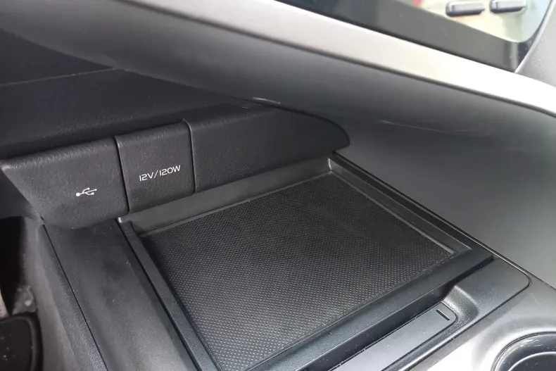 Toyota Camry din 2022 cu 64.602 km - oferta TOY160284 - foto 21