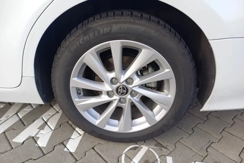 Toyota Camry din 2022 cu 64.602 km - oferta TOY160284 - foto 24