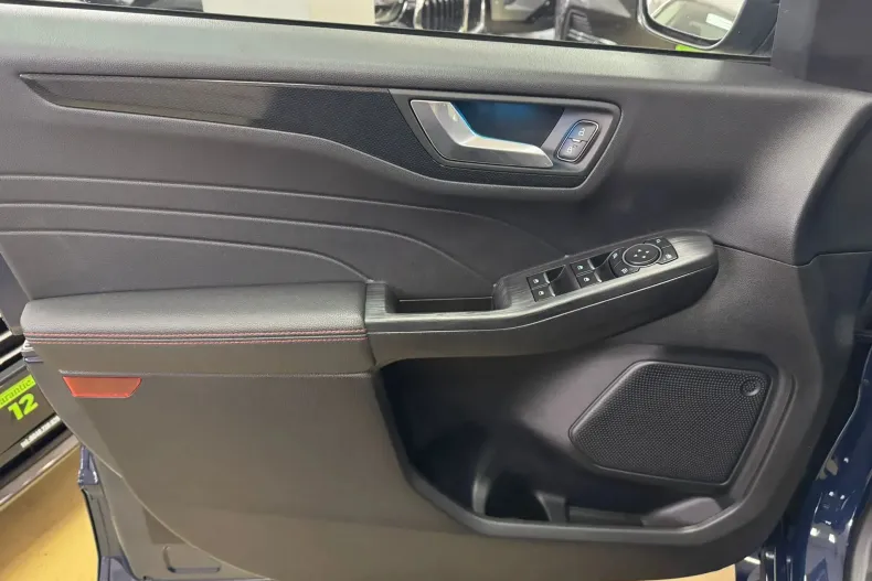 Ford Kuga din 2022 cu 16.900 km - oferta FOR160293 - foto 14