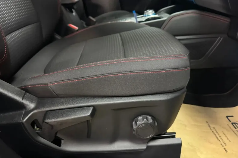 Ford Kuga din 2022 cu 16.900 km - oferta FOR160293 - foto 17