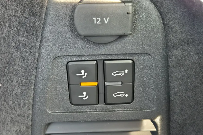 Volkswagen Touareg din 2020 cu 89.302 km - oferta VOL160298 - foto 34