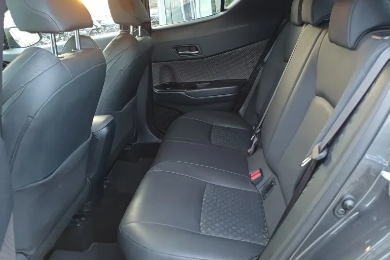 Toyota C-HR din 2022 cu 21.345 km - oferta TOY160301 - foto 12