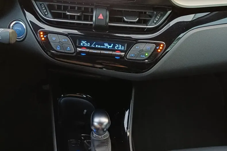 Toyota C-HR din 2022 cu 21.345 km - oferta TOY160301 - foto 14