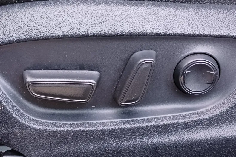 Toyota C-HR din 2022 cu 21.345 km - oferta TOY160301 - foto 23