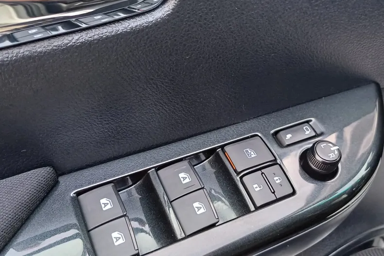 Toyota Hilux din 2020 cu 121.969 km - oferta TOY160302 - foto 20