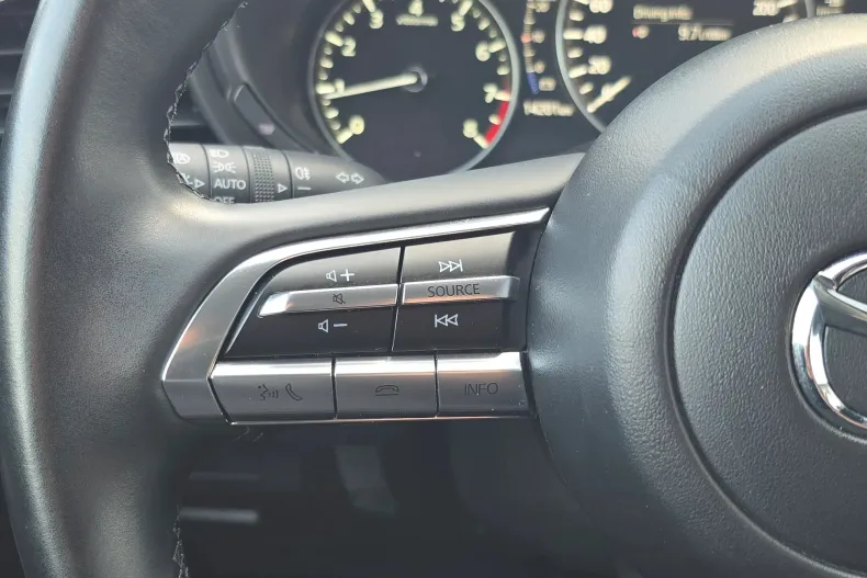 Mazda CX-30 din 2022 cu 14.201 km - oferta MAZ160303 - foto 11