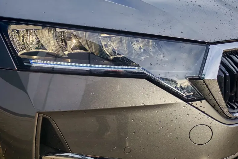 Skoda Octavia din 2026 cu 5 km - oferta SKO160308 - foto 9