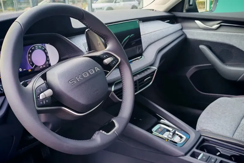 Skoda Octavia din 2026 cu 5 km - oferta SKO160308 - foto 10