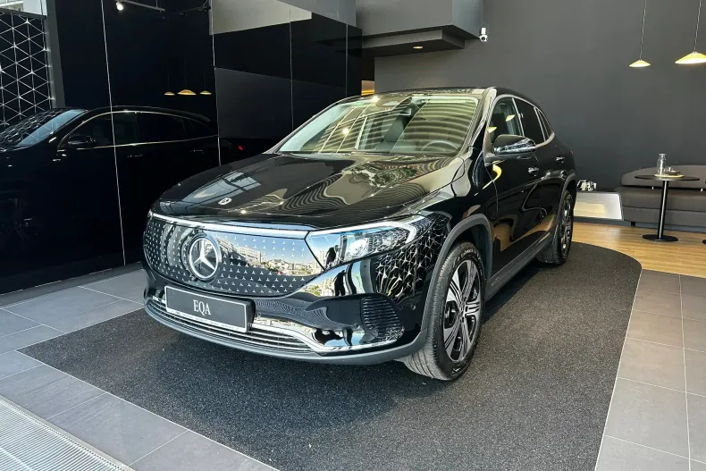 Mercedes-Benz EQA din 2025 cu 7 km - oferta MER160325 - foto 3