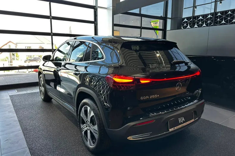 Mercedes-Benz EQA din 2025 cu 7 km - oferta MER160325 - foto 6