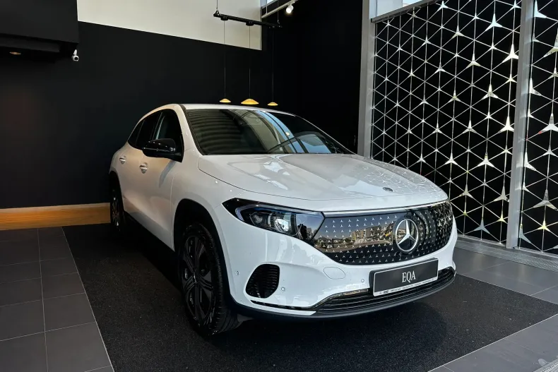 Mercedes-Benz EQA din 2025 cu 7 km - oferta MER160326 - foto 2