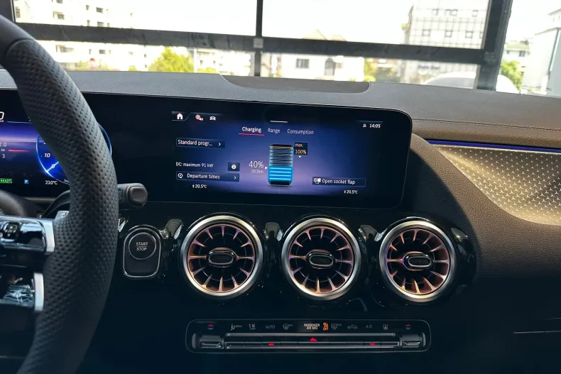 Mercedes-Benz EQA din 2025 cu 7 km - oferta MER160326 - foto 16