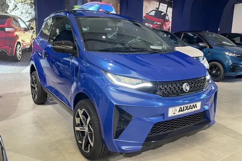 Aixam Crossover din 2024 cu 2 km - oferta AIX160328 - foto 3