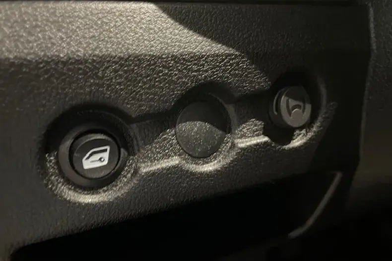 Aixam Crossover din 2024 cu 2 km - oferta AIX160328 - foto 16