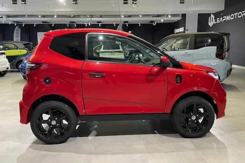 Aixam City din 2024 cu 2 km - oferta AIX160329 - foto 9