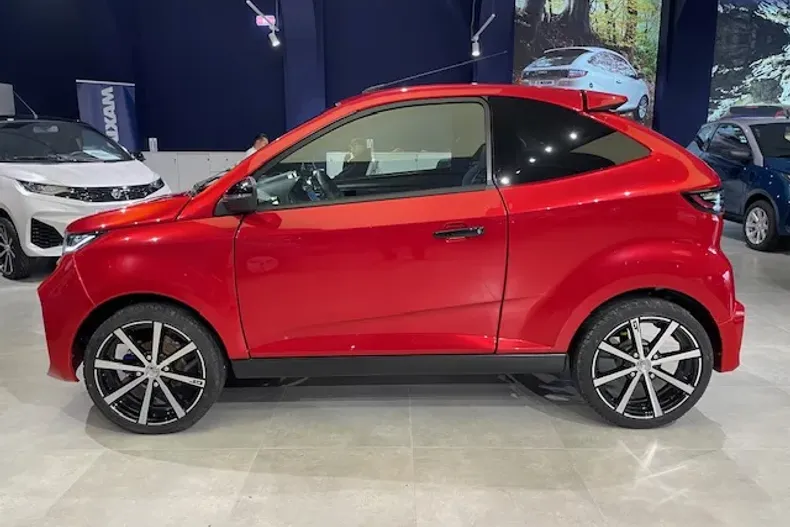 Aixam Coupé din 2023 cu 2 km - oferta AIX160330 - foto 4