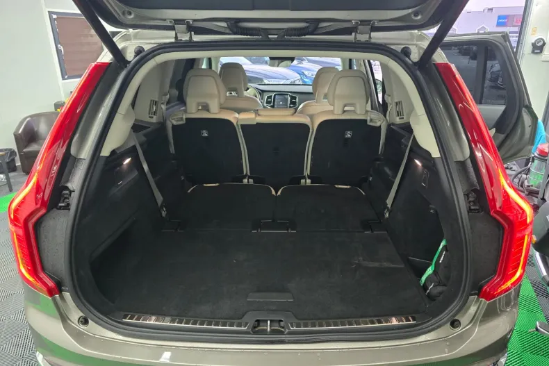 Volvo XC90 din 2021 cu 75.356 km - oferta VOL160331 - foto 28