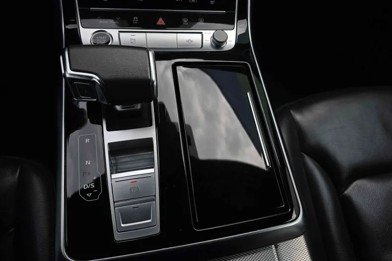 Audi Q8 din 2022 cu 106.363 km - oferta AUD160333 - foto 9