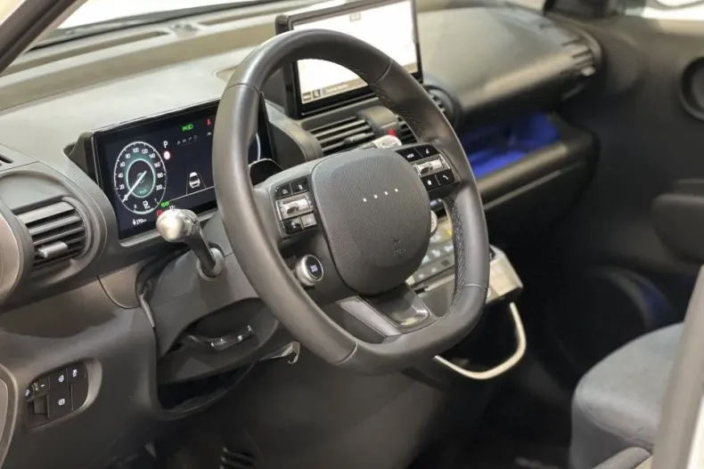 Hyundai INSTER din 2025 cu 1.668 km - oferta HYU160340 - foto 4