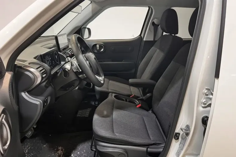 Hyundai INSTER din 2025 cu 1.668 km - oferta HYU160340 - foto 5