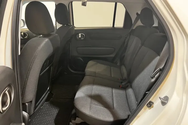 Hyundai INSTER din 2025 cu 1.668 km - oferta HYU160340 - foto 6