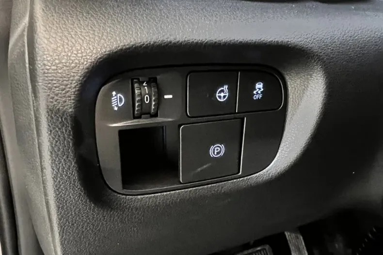 Hyundai INSTER din 2025 cu 1.668 km - oferta HYU160340 - foto 8