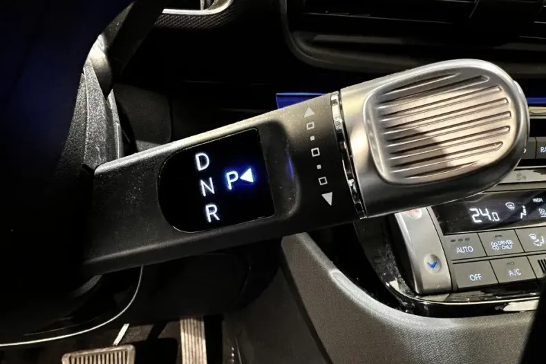 Hyundai INSTER din 2025 cu 1.668 km - oferta HYU160340 - foto 13