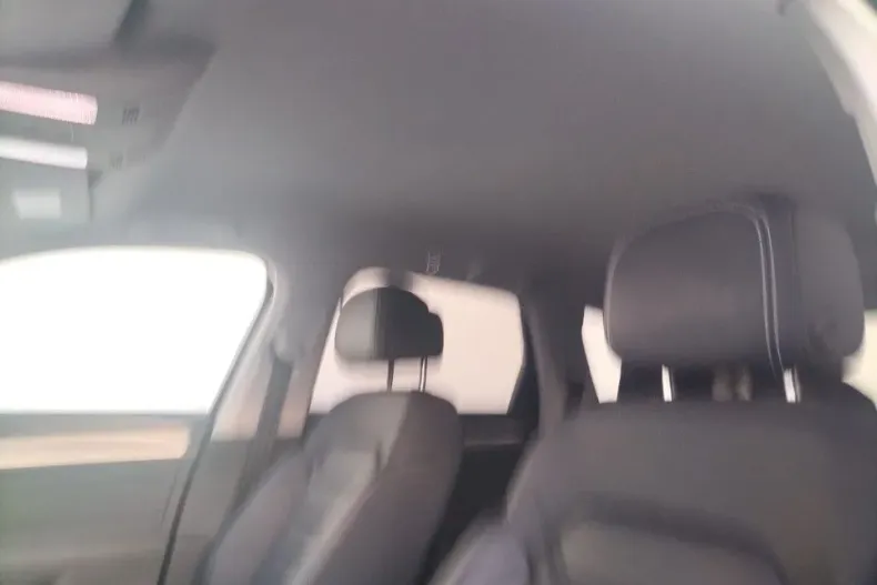 Volkswagen Touareg din 2020 cu 67.344 km - oferta VOL160345 - foto 13